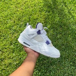 Air Jordan 4 ‘Metallic Purple’